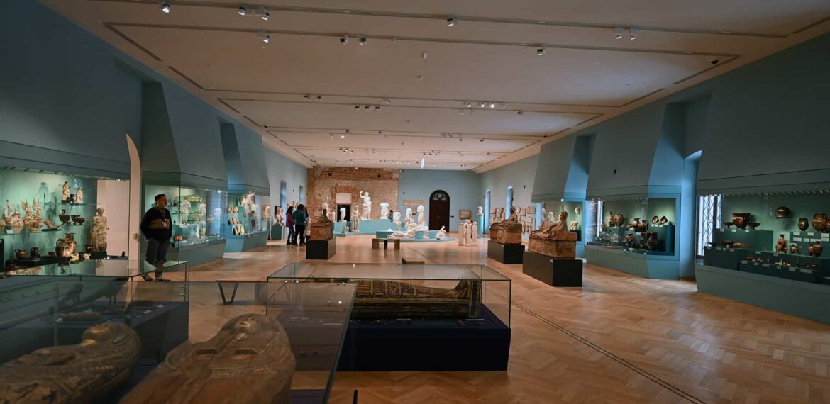 Muzeum Narodowe Muzeum Czartoryskich - zbiory sztuki starożytnej na 1 piętrze